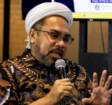 Prof. Dr. Ali Mochtar Ngabalin Tekankan Generasi Indonesia Emas yang Toleran Melalui Pendidikan Moderasi Agama