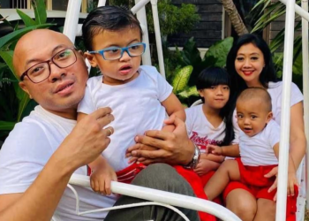 Asri Welas Resmi Bercerai, Dapat Hak Asuh Anak!