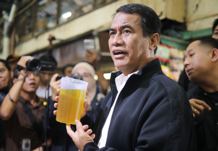 Mentan Andi Amran Bongkar Kecurangan Minyakita di Pasar Gede Solo