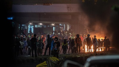 aksi-demo-di-depan-mako-brimob